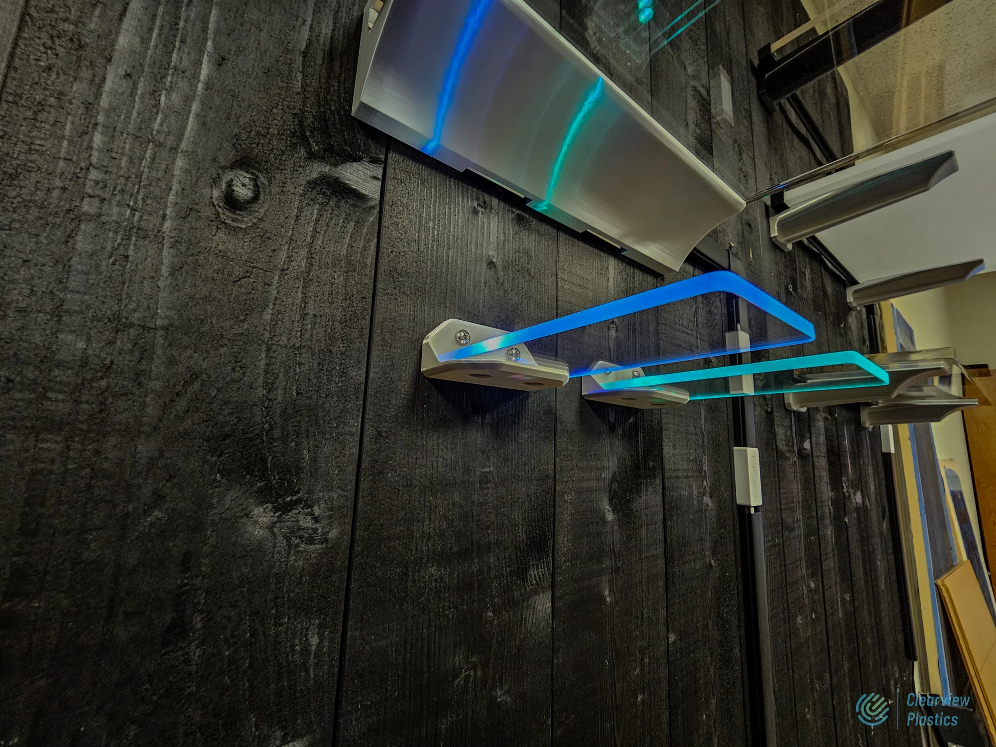 Edge Lit LED Mini shelving - Image 11